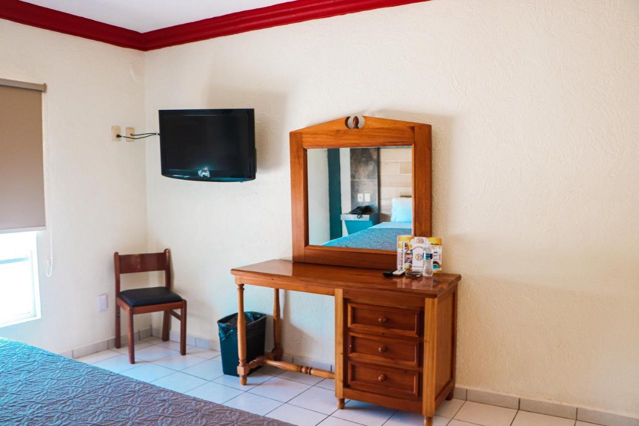 Hotel Gina Tecomán Dış mekan fotoğraf