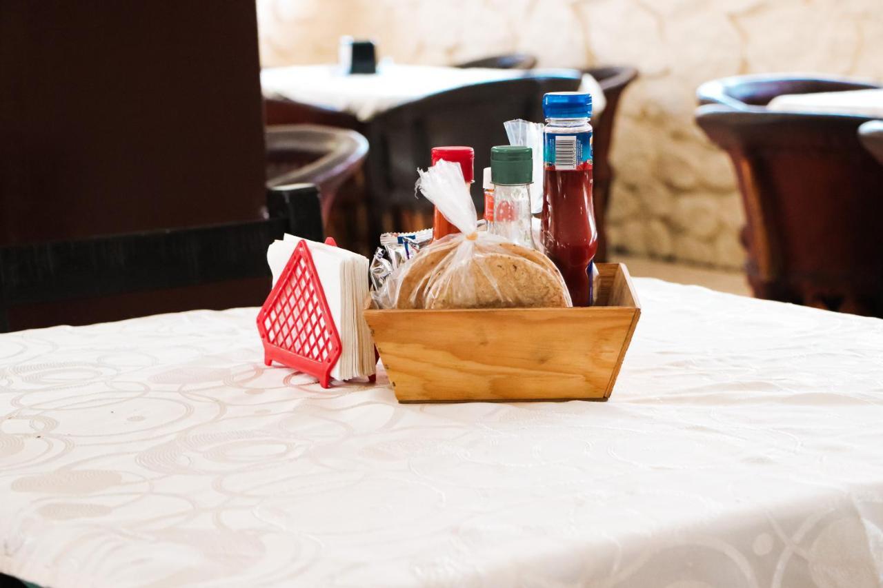 Hotel Gina Tecomán Dış mekan fotoğraf