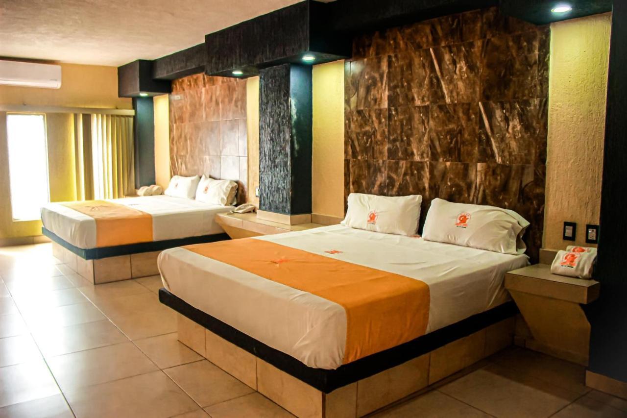 Hotel Gina Tecomán Dış mekan fotoğraf